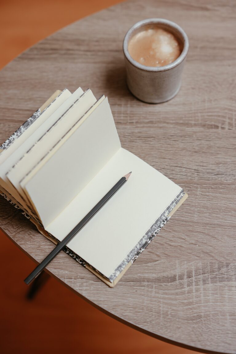 Journaling for Mental Health: How to Start Journaling and stick to it