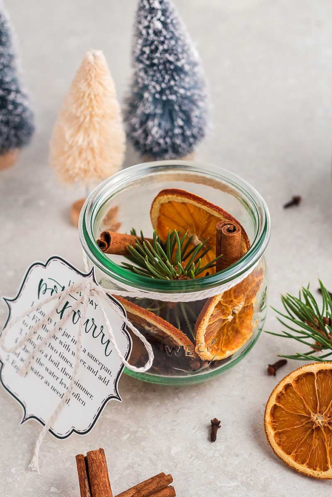 4 Easy stove potpourri recipe for Holiday season